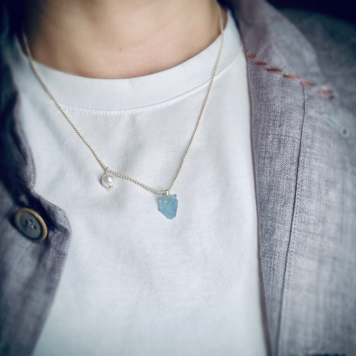 Aquamarine Pebble & Pearl Necklace