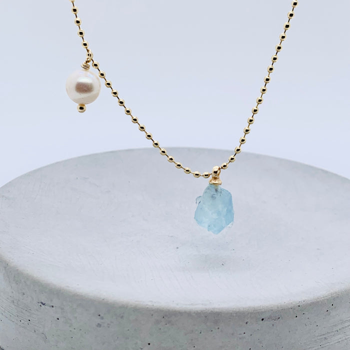 Aquamarine Pebble & Pearl Necklace