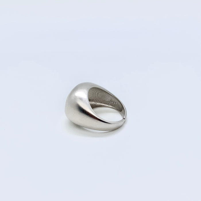 The Bold Arc Ring