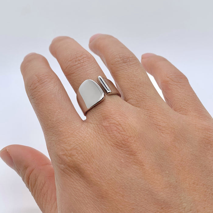 Sleek Open Top Ring