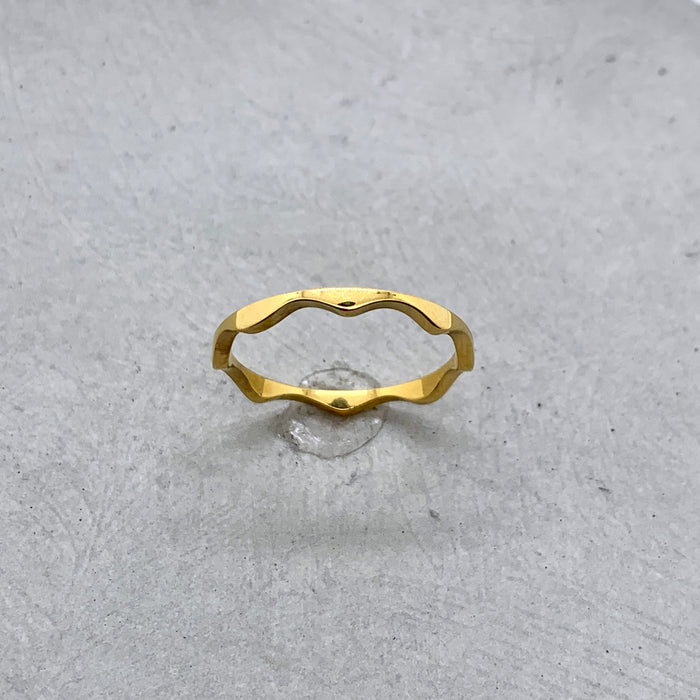 The Tiny Wave Stacking Ring