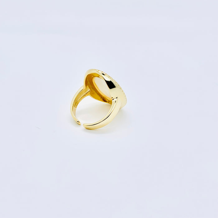 Oval Mother of Pearl Ring