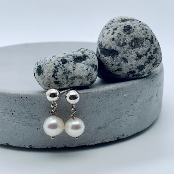 Silver Pearl Earrings