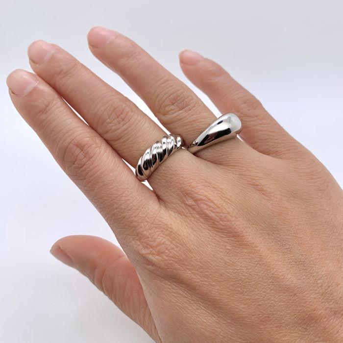 Twisted Arc Ring