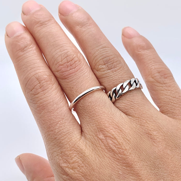 Flat Curb Link Ring