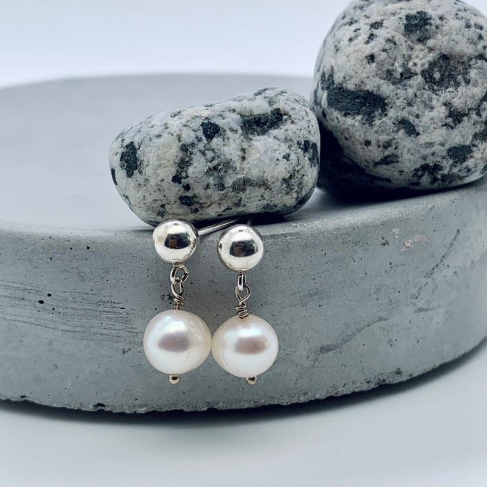 Silver Pearl Earrings