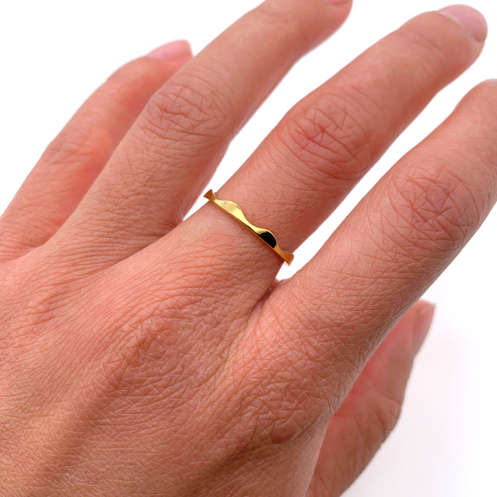 The Tiny Wave Stacking Ring