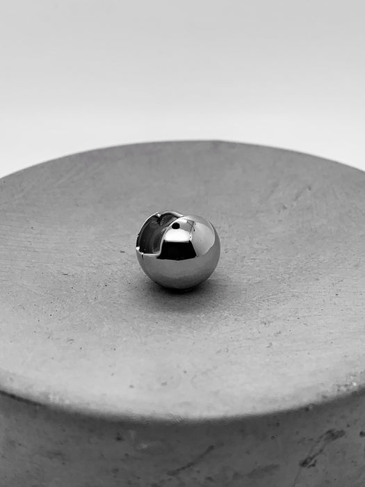 Polished Ball Ear Ring