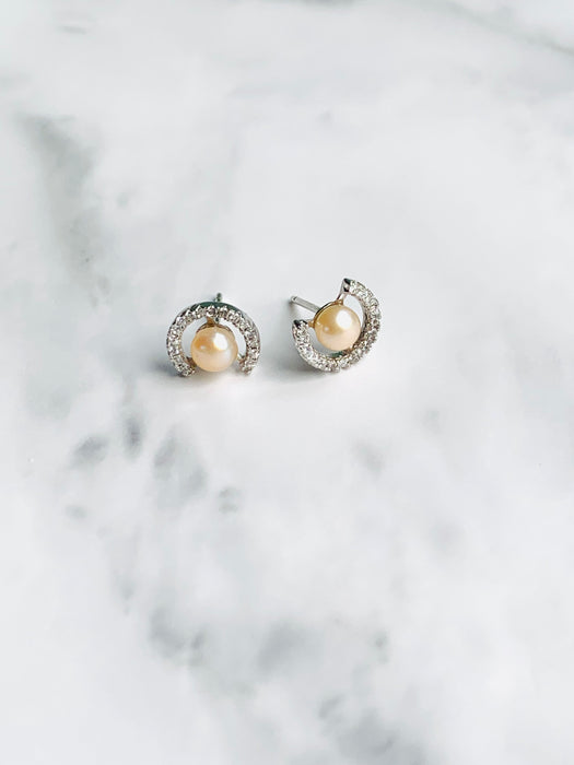 Genuine Pearl French Pave Ear Stud