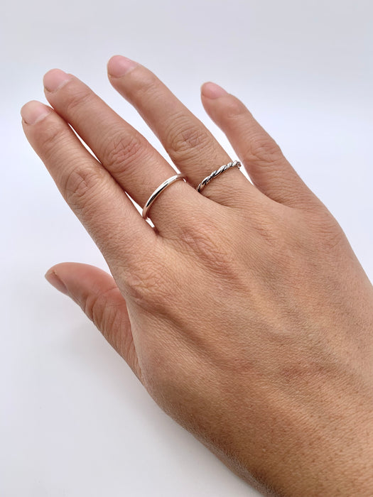 Plain Round Silver Band