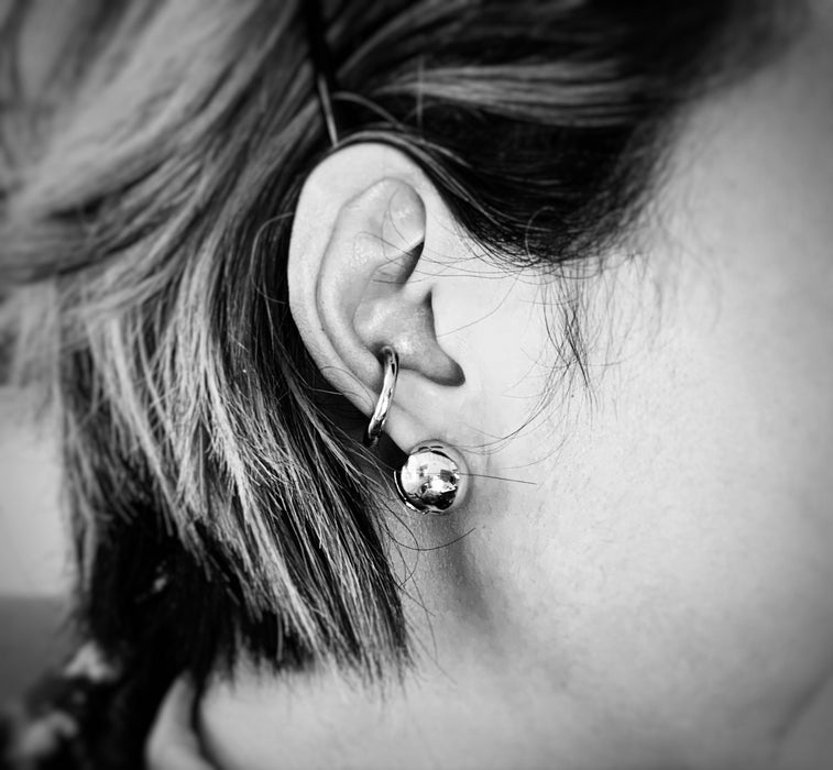 Polished Ball Ear Ring